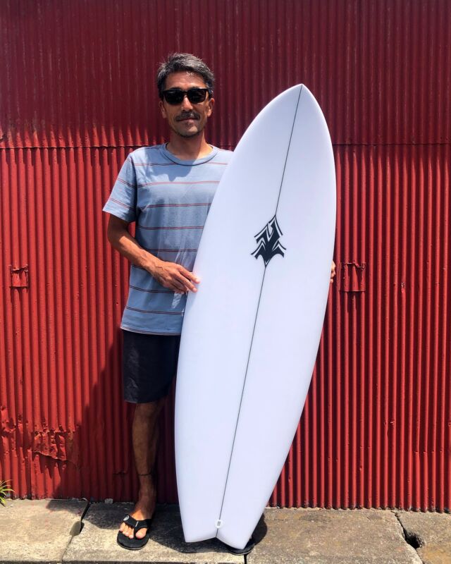 for @twakita12 

5’ 2” x 19” x 2 1/4” Swallow (24.6L)